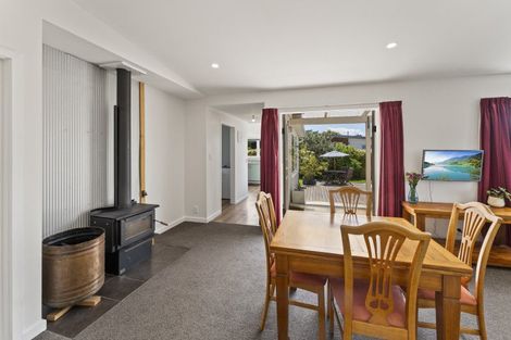 Photo of property in 16 Collins Road, Richmond, 7020