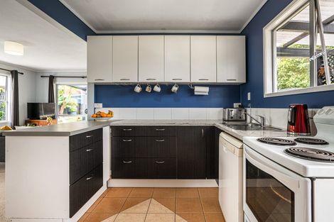 Photo of property in 2/23 Miller Road, Mangere Bridge, Auckland, 2022