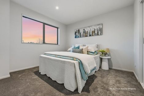 Photo of property in 74b Sycamore Drive, Sunnynook, Auckland, 0620
