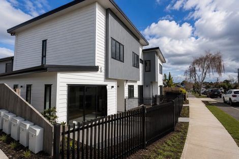 Photo of property in 18 Russell Road, Manurewa, Auckland, 2102