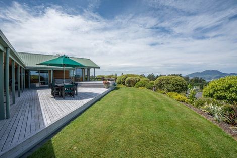 Photo of property in 8 Cameron Drive, Acacia Bay, Taupo, 3385