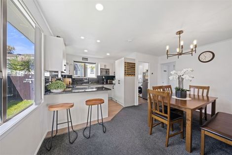 Photo of property in 295a Weymouth Road, Weymouth, Auckland, 2103