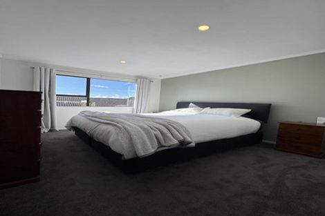 Photo of property in 210b Staithes Drive South, Whitby, Porirua, 5024