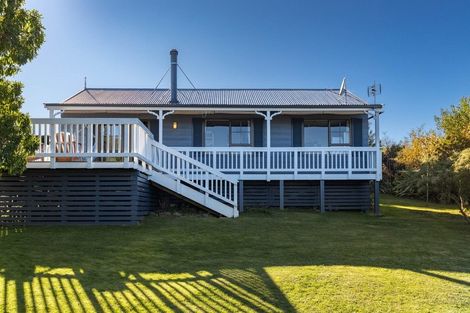 Photo of property in 12 James Drive, Diamond Harbour, Lyttelton, 8971