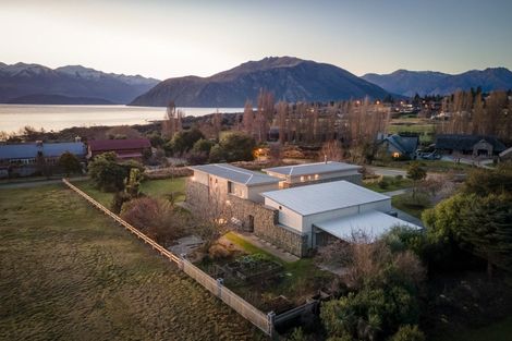 Photo of property in 23 Waimana Place, Wanaka, 9305