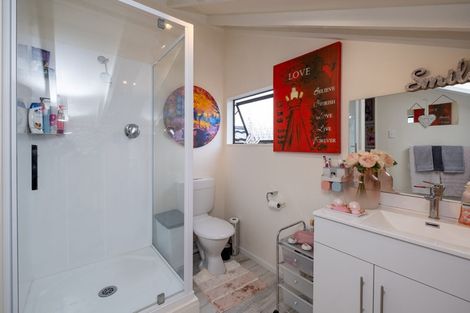 Photo of property in 85 Cumberland Street, Welbourn, New Plymouth, 4312