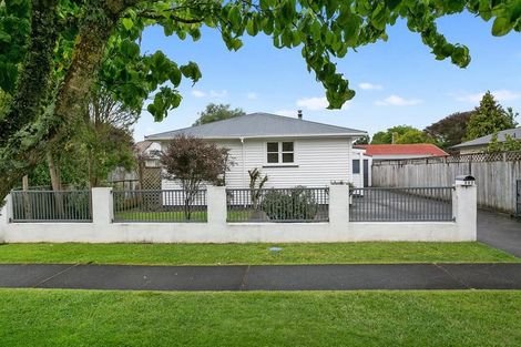 Photo of property in 307 Shakespeare Street, Leamington, Cambridge, 3432