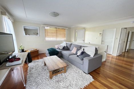 Photo of property in 1/20 Dakota Grove, Totara Park, Upper Hutt, 5018