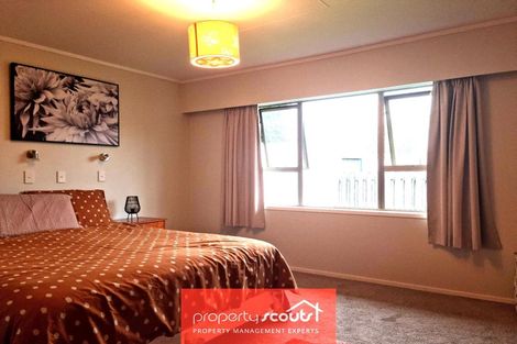 Photo of property in 72 Manu Crescent, Upper Vogeltown, New Plymouth, 4310