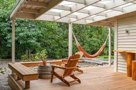 Photo of property in 65 Brandon Street, Featherston, 5710