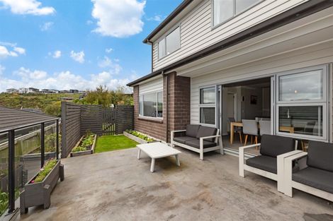 Photo of property in 55 Endeavour Drive, Whitby, Porirua, 5024