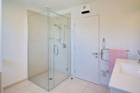 Photo of property in 28 Bank Street, Amberley, 7410