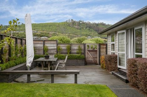 Photo of property in 120 Kenrigg Road, Kinloch, Taupo, 3377