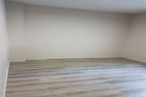 Photo of property in 208 Don Buck Road, Massey, Auckland, 0614