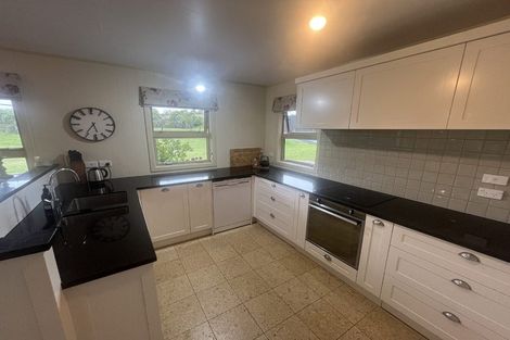 Photo of property in 243 Pheney Road, Hurford, New Plymouth, 4374