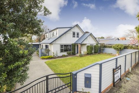 Photo of property in 21 Alan Street, Palmerston North, 4414