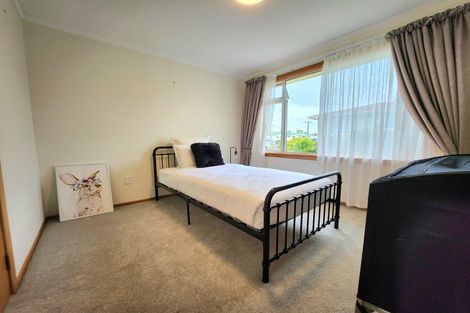 Photo of property in 14 Oxford Street, Holmes Hill, Oamaru, 9401