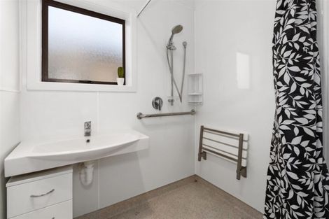 Photo of property in 91 Mackworth Street, Woolston, Christchurch, 8062