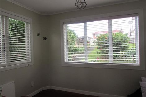 Photo of property in 51 Rogan Street, Mount Roskill, Auckland, 1041