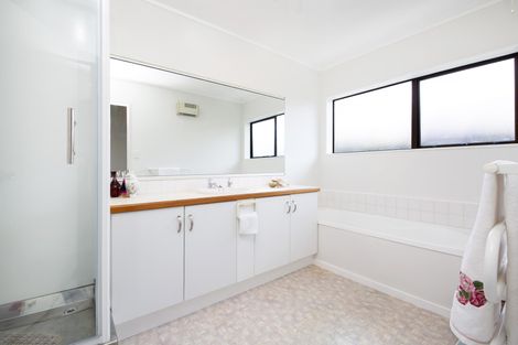 Photo of property in 2/32 Simmental Crescent, Somerville, Auckland, 2014