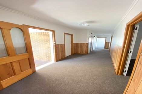 Photo of property in 30 Clayton Road, Manurewa, Auckland, 2102