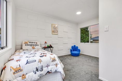 Photo of property in 38d Hetherington Road, Ranui, Auckland, 0612