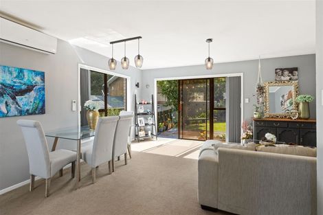 Photo of property in 2/36 Greendale Spur, Glenfield, Auckland, 0629