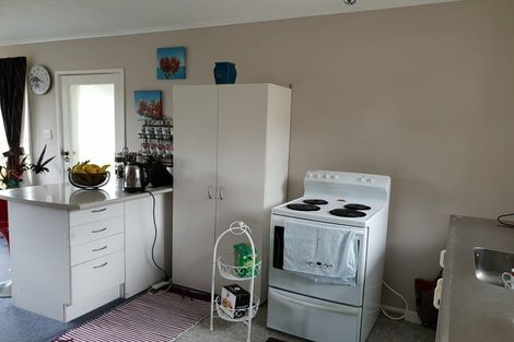 Photo of property in 51b Mana View Road, Paremata, Porirua, 5026