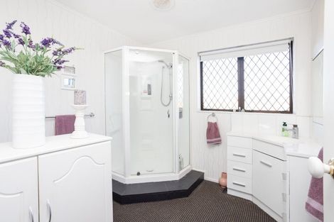 Photo of property in 44 Newcastle Street, Windsor, Invercargill, 9810