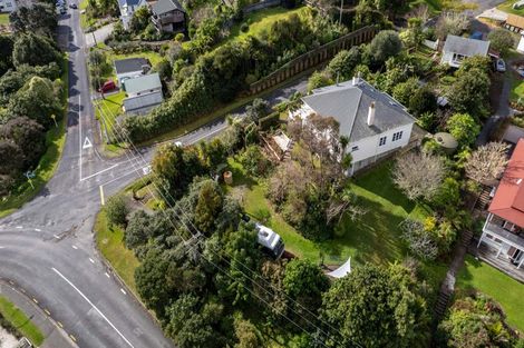 Photo of property in 9 Robertson Street, Russell, 0202