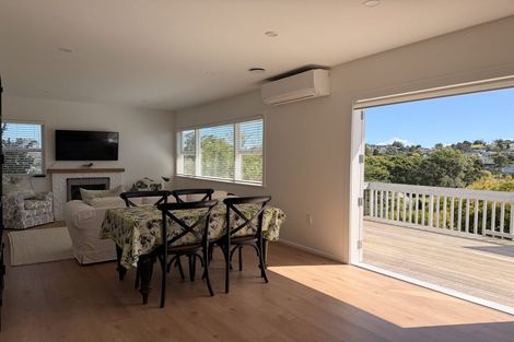 Photo of property in 2/20 Merton Avenue, Glenfield, Auckland, 0627