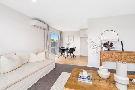 Photo of property in 15 Pethig Place, Halswell, Christchurch, 8025