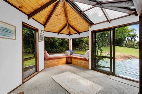 Photo of property in 65 Veale Road, Ridgewood, New Plymouth, 4371