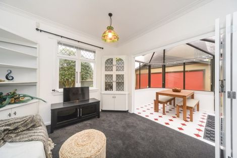 Photo of property in 302 Park Road, Hokowhitu, Palmerston North, 4410