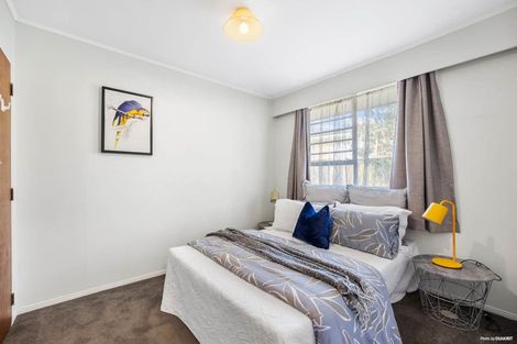 Photo of property in 2/15 Lavas Place, Mount Wellington, Auckland, 1060