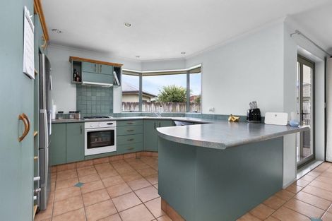 Photo of property in 12 Greenough Place, Rototuna, Hamilton, 3210