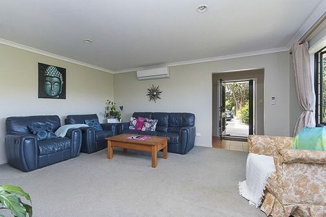 Photo of property in 22 Kaiwaka Road, Waiuku, 2123