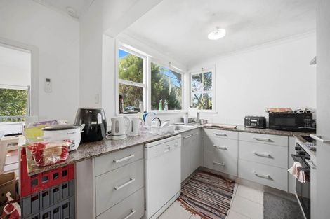 Photo of property in 27a Lloyd Avenue, Mount Albert, Auckland, 1025