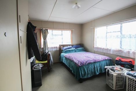 Photo of property in 12 Mersey Street, South Hill, Oamaru, 9400