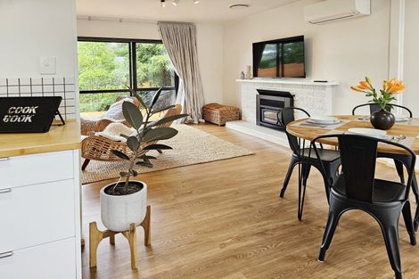 Photo of property in 3 Breadalbane Road, Havelock North, 4130