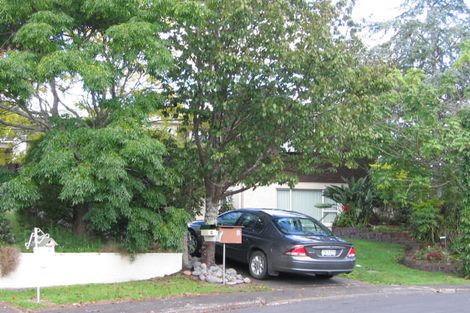 Photo of property in 8 May Avenue, Te Atatu South, Auckland, 0610