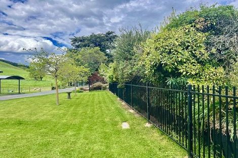 Photo of property in 806 Outram-mosgiel Road, Riverside, Outram, 9073