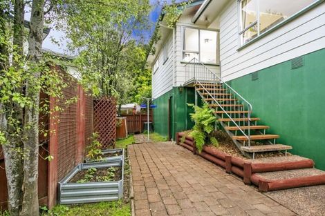 Photo of property in 1/49a Manuka Road, Bayview, Auckland, 0629