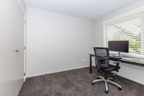 Photo of property in 18 Lilac Close, Cambridge, 3434