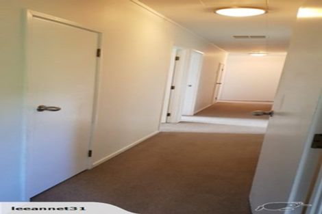 Photo of property in 15 Tallington Crescent, Torbay, Auckland, 0630