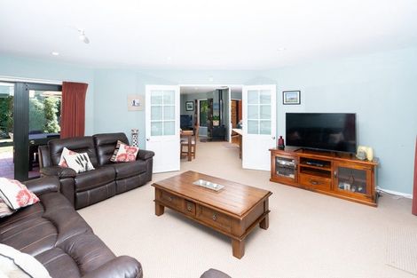 Photo of property in 789 Grove Road, Karamu, Hamilton, 3285