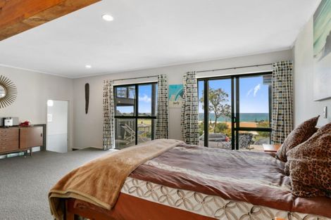 Photo of property in 122 Tuna Place, Onemana, Whangamata, 3691