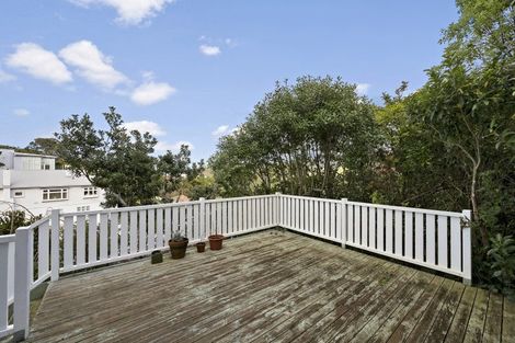 Photo of property in 138 The Ridgeway, Mornington, Wellington, 6021