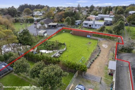 Photo of property in 24-26 Churchill Crescent, Shannon, 4821