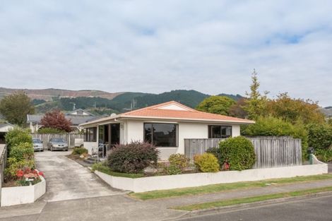 Photo of property in 28 Edward Street, Richmond, 7020